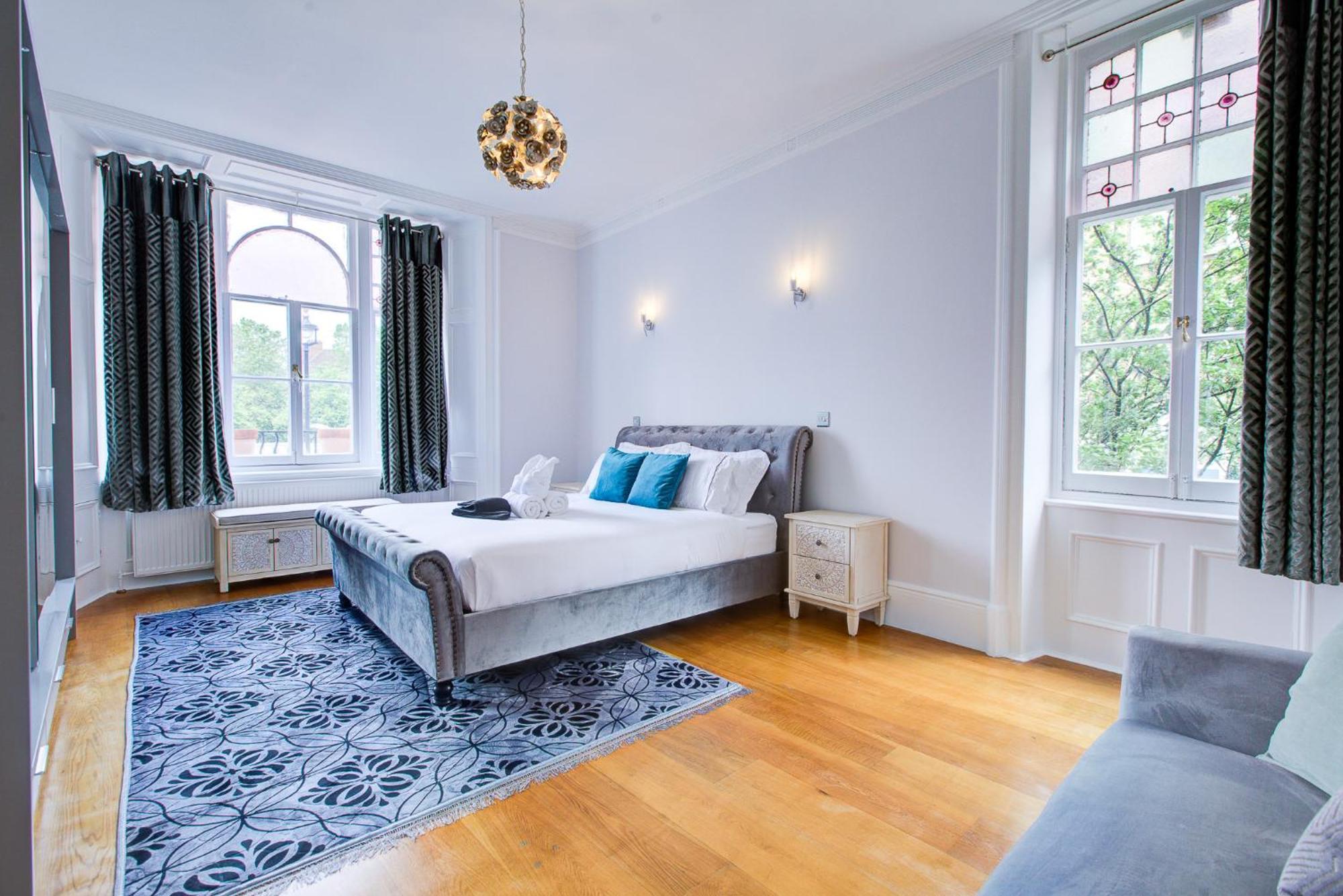 Hyde Park Apartment London